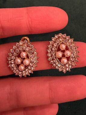 Pearl & Crystal Oval Drop Earrings - Women Jewelry
